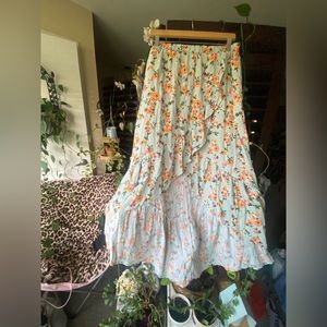 No Boundaries floral hi-lo maxi skirt